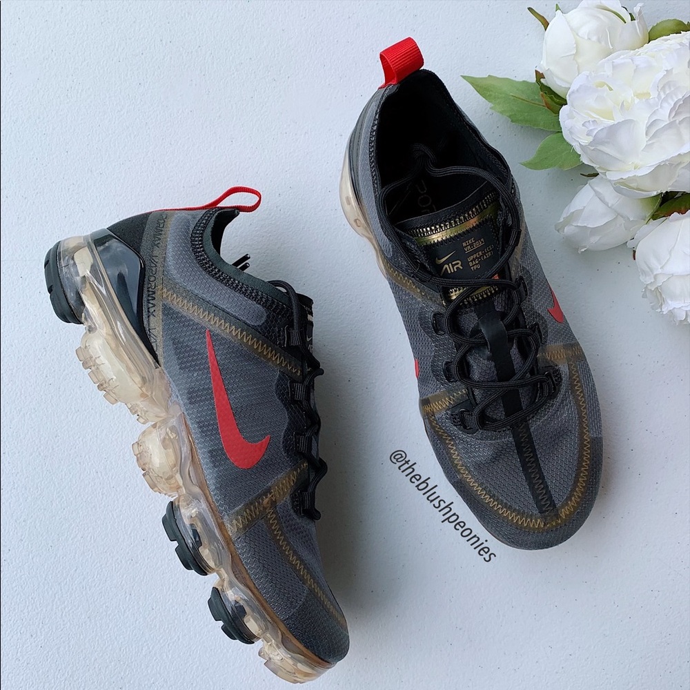 Nike Gray and Red Women's Sneakers